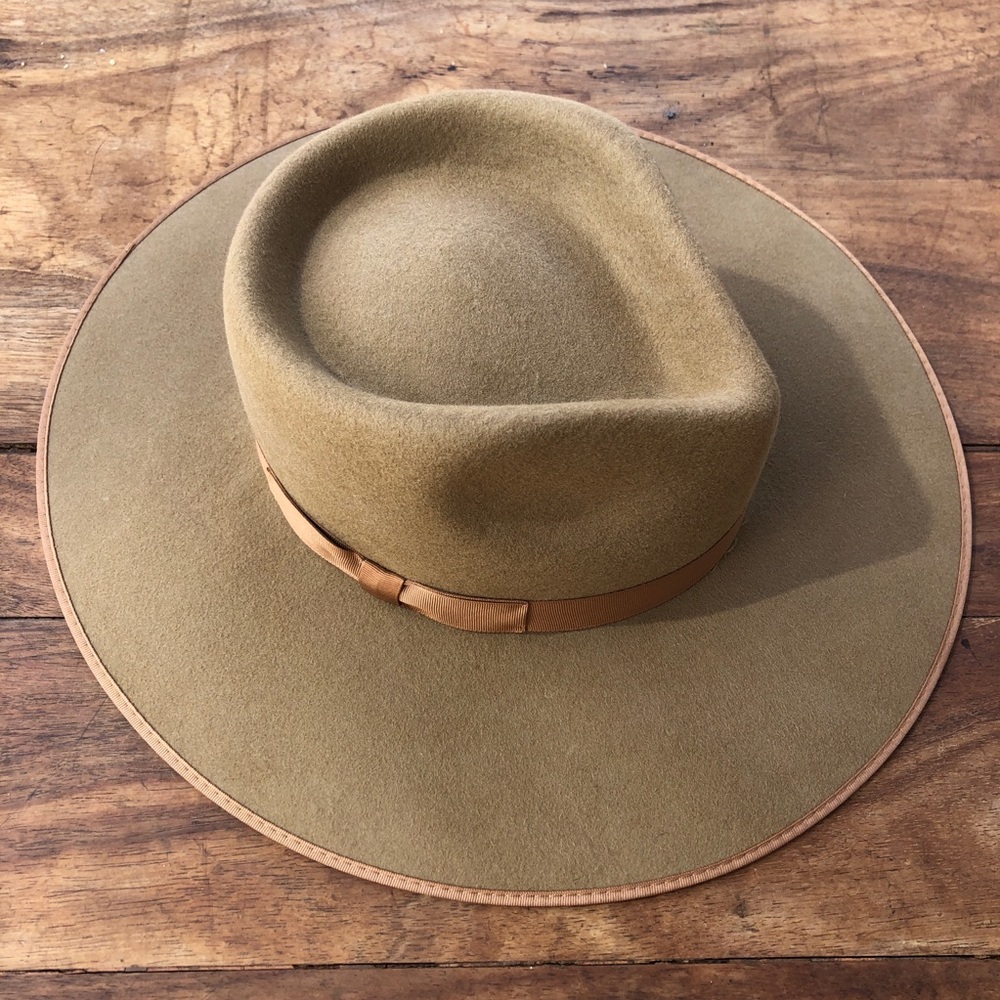 Lack of color rancher hat